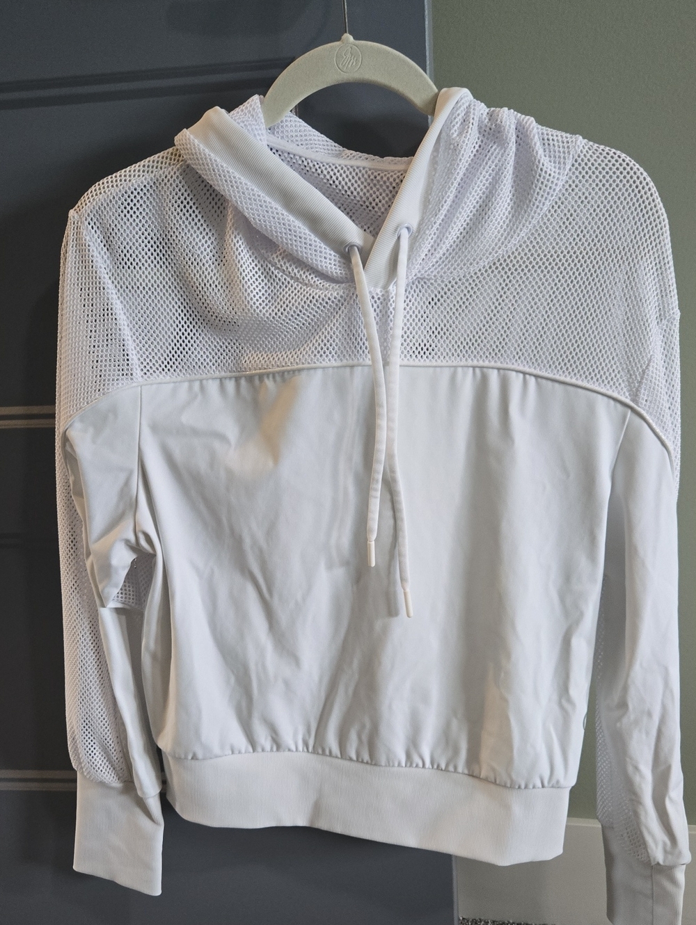 Zyia Active White Mesh Winner Hoodie